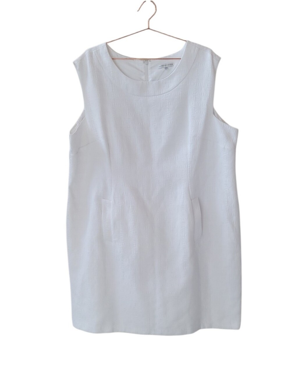 SANDRA DARREN White Textured Sleeveless Shift Dress Size 24W